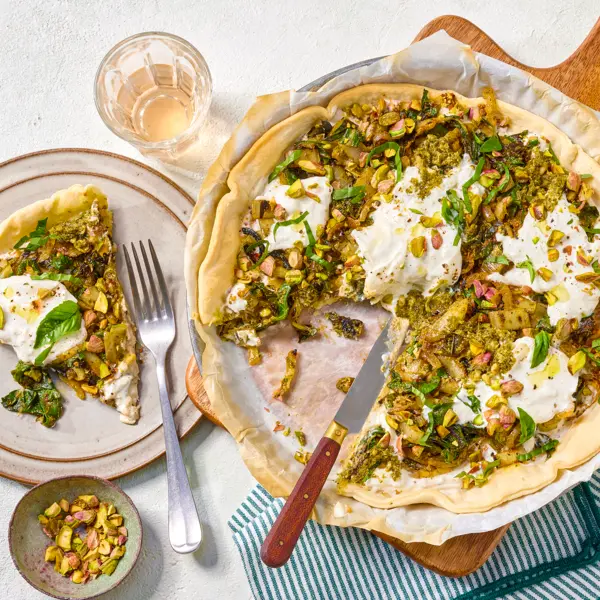 Tarte aux blettes grillées au pesto et sa burrata