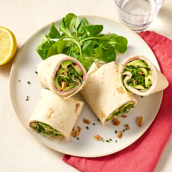 Wrap cream cheese, courgette & jambon