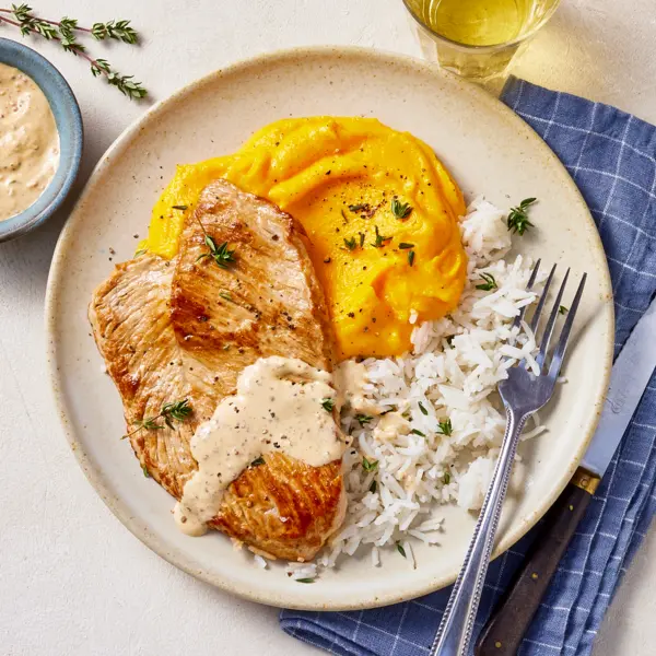 Escalope de veau à la moutarde & purée de carottes