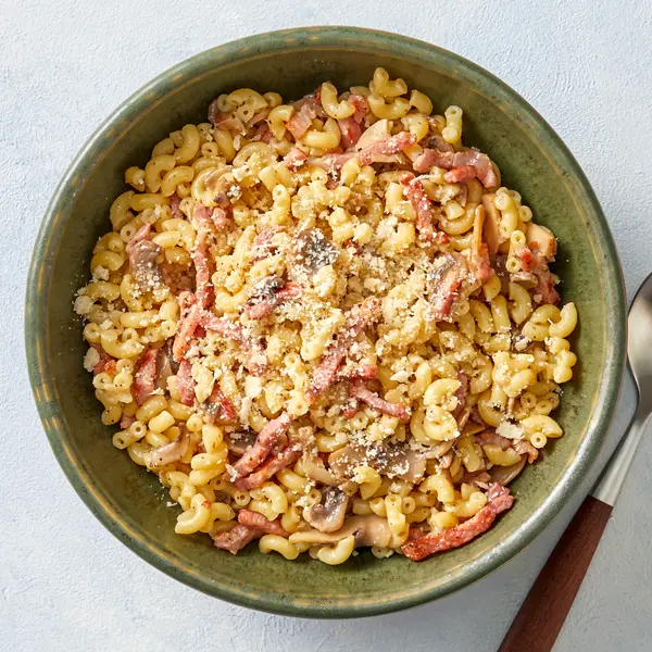 Coquillette lardons et champignons