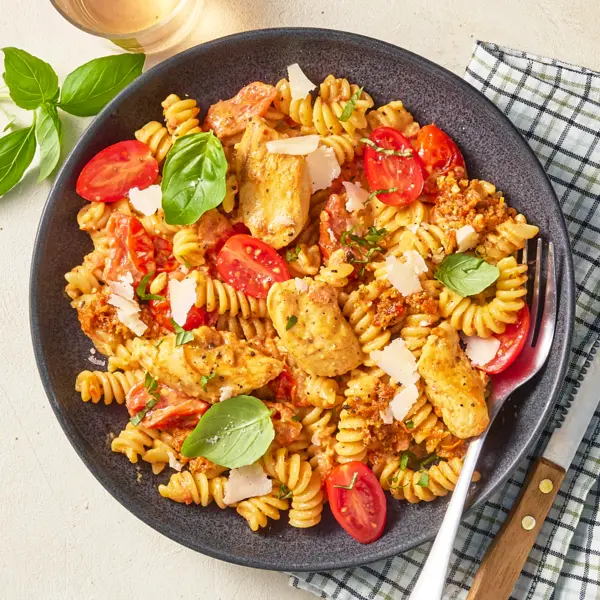 Pâtes au poulet & pesto rosso