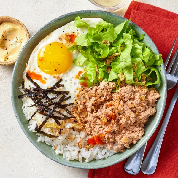 Bowl thon mayo épicé et son œuf au plat