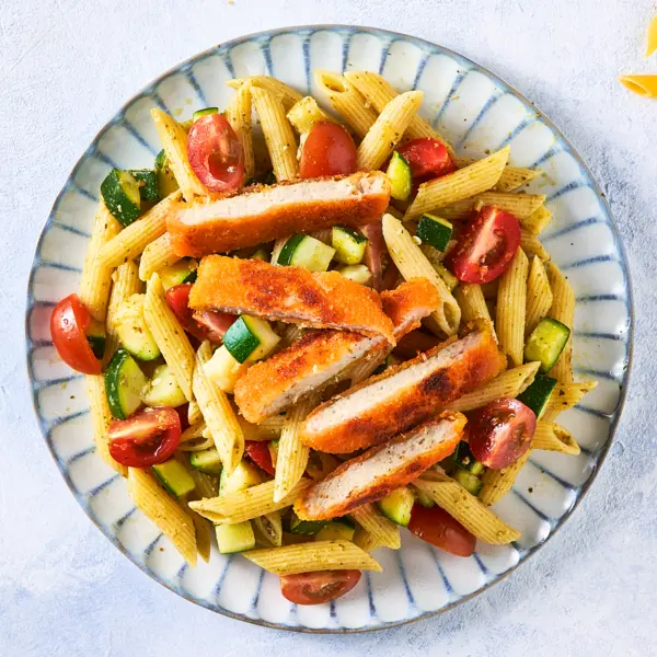 Pâtes au pesto et dinde croustillante