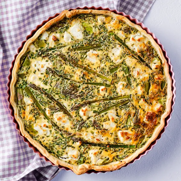 Quiche printanière, asperges & chèvre