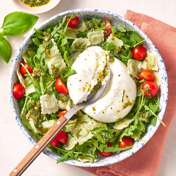 Salade de ravioles & burrata