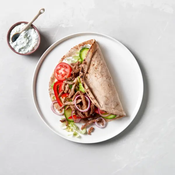 Pita au chawarma de poulet et tzatziki