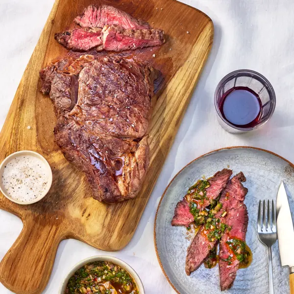 Côte de bœuf à la sauce vierge méditéranéenne