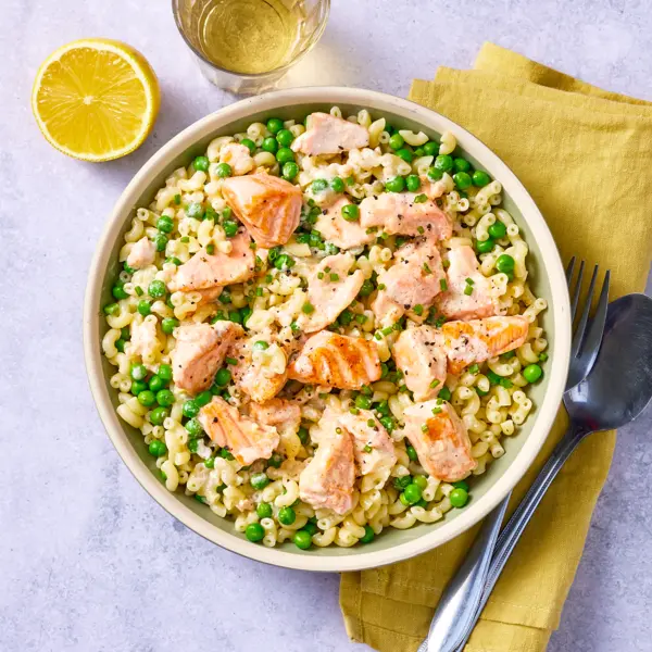 Coquillettes saumon & petits-pois