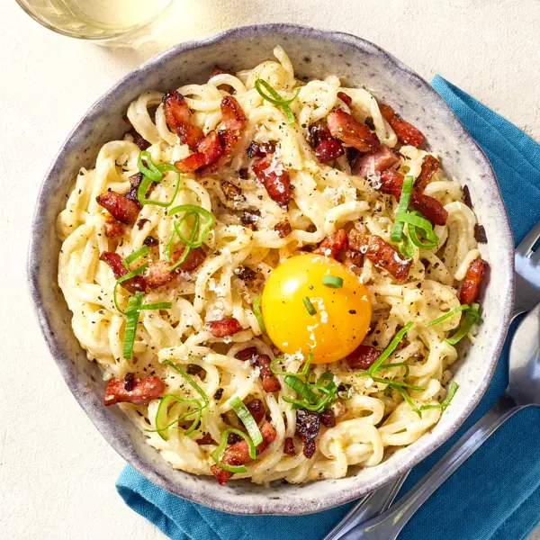 Nouilles udon façon carbonara