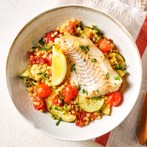 Couscous perlé méditerranéen au cabillaud
