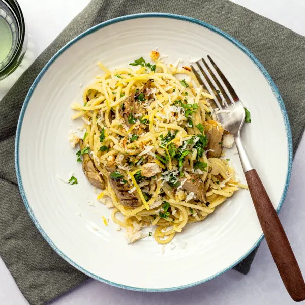 Spaghetti à l'artichaut et au citron