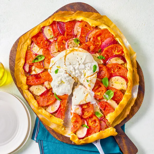 Tarte tatin tomate et nectarine à la burrata