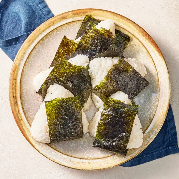 Onigiri spicy thon & mayo
