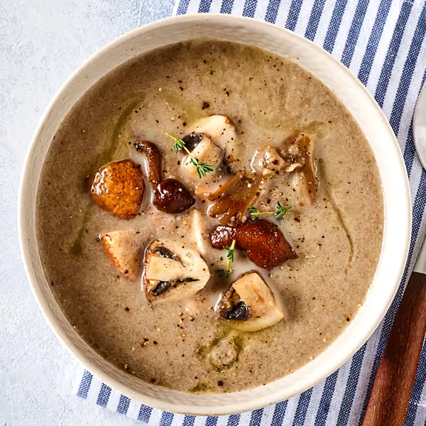 Potage crémeux de champignons