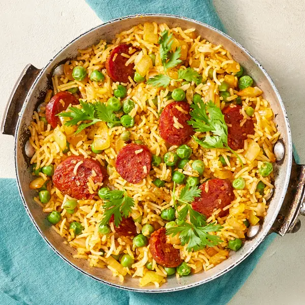 Riz sauté au chorizo et aux petits pois