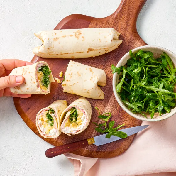 Wrap jambon et œufs brouillés au fromage frais