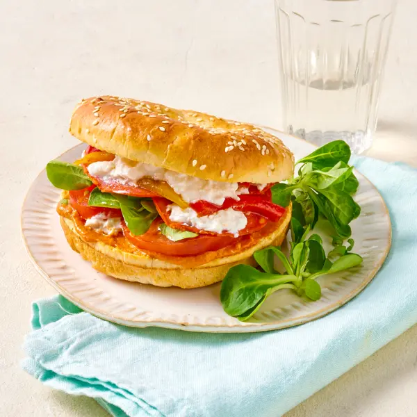 Bagel au chorizo et cœur de burrata