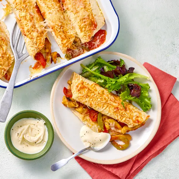 Enchiladas poulet et poivrons gratinées à l'emmental