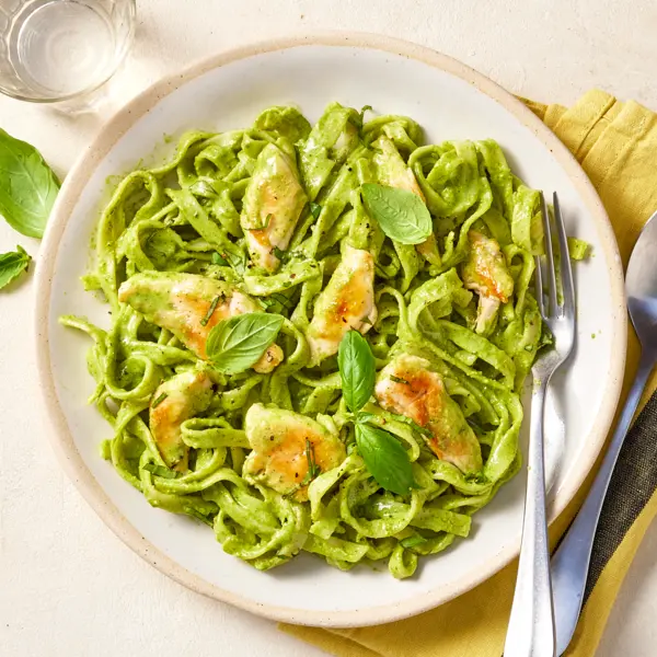 Tagliatelles pesto et poulet
