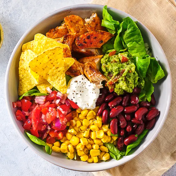 Bowl de salade mexicaine au poulet