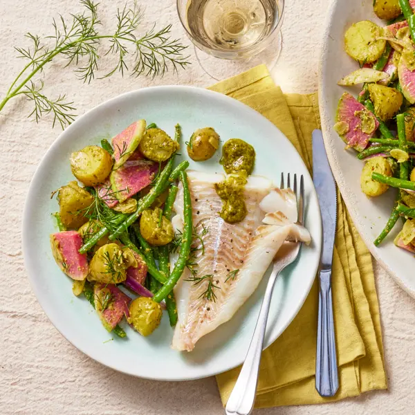 Poisson blanc & salade au pesto