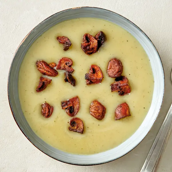 Soupe de panais aux champignons rôtis