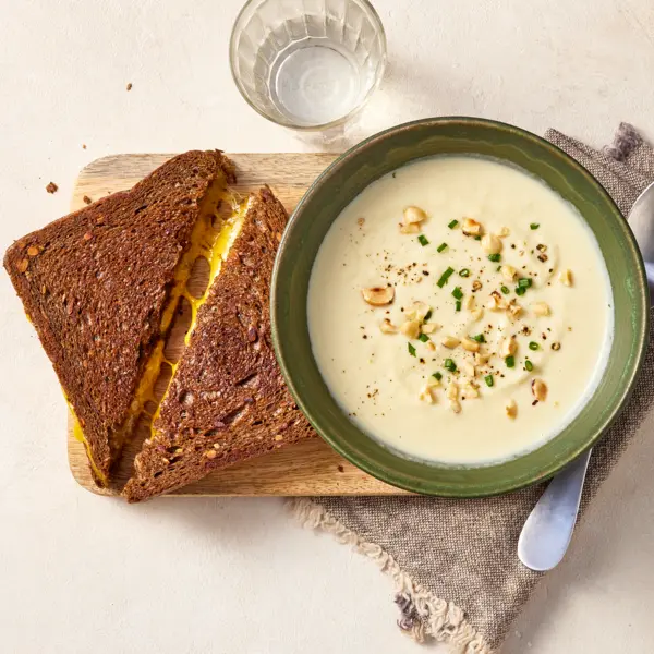 Velouté du Barry & grilled cheese