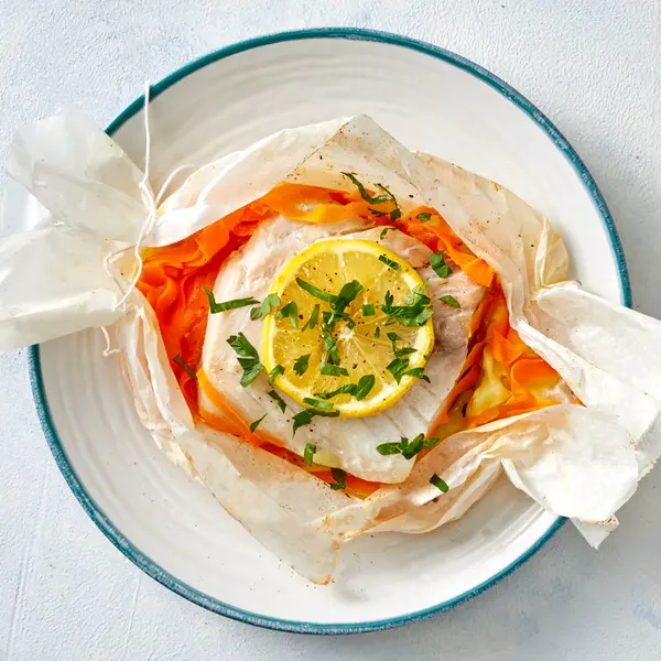 Cabillaud en papillote et tagliatelles de légumes