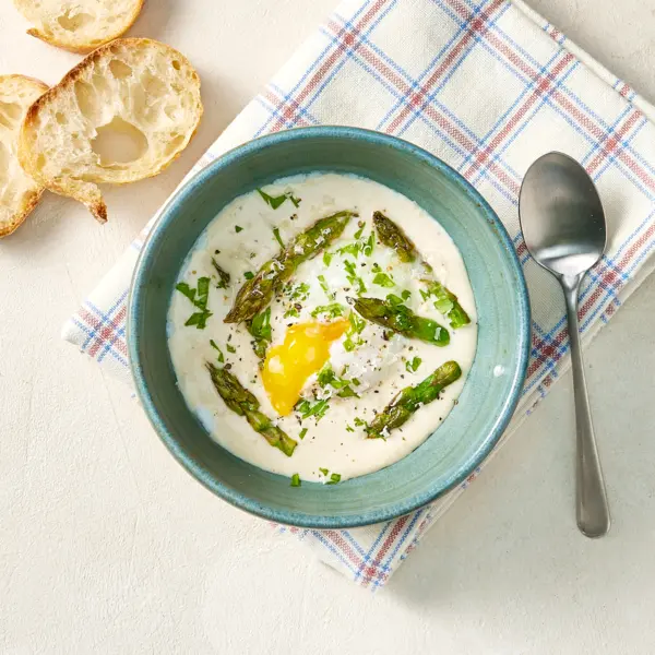 Oeuf parfait aux asperges & parmesan