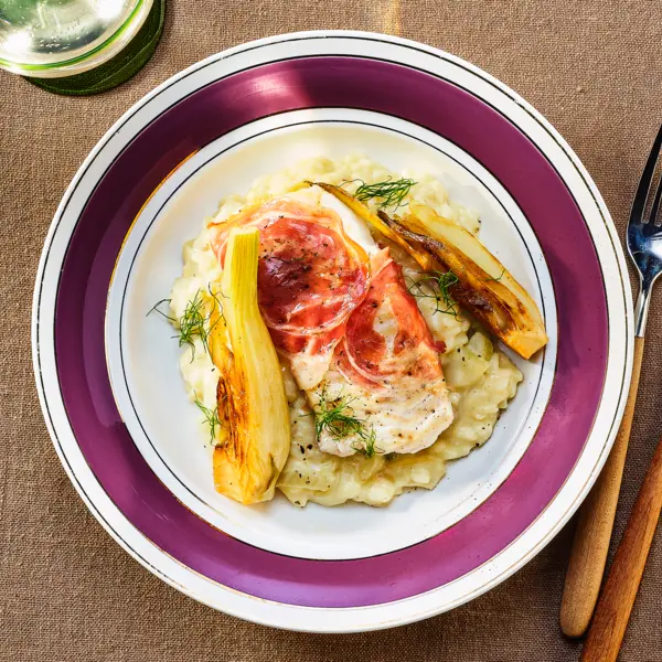 Cabillaud à la pancetta et risotto au fenouil