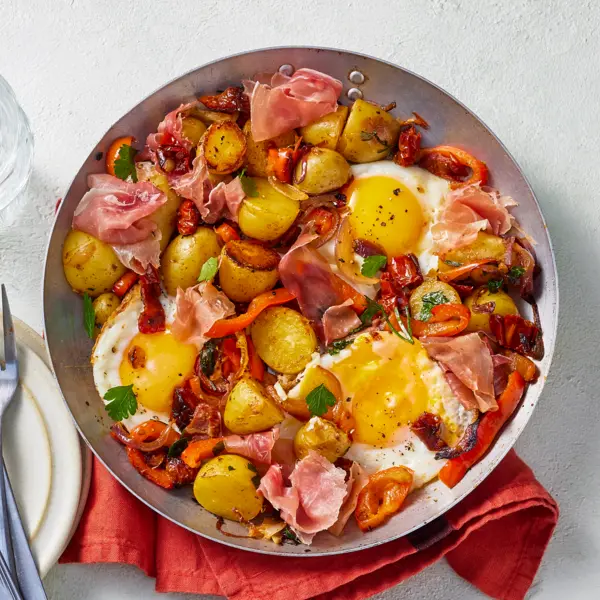 Huevos rotos au jambon cru