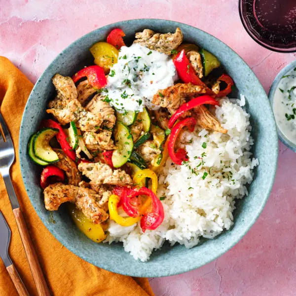 Émincé de dinde façon gyros et riz