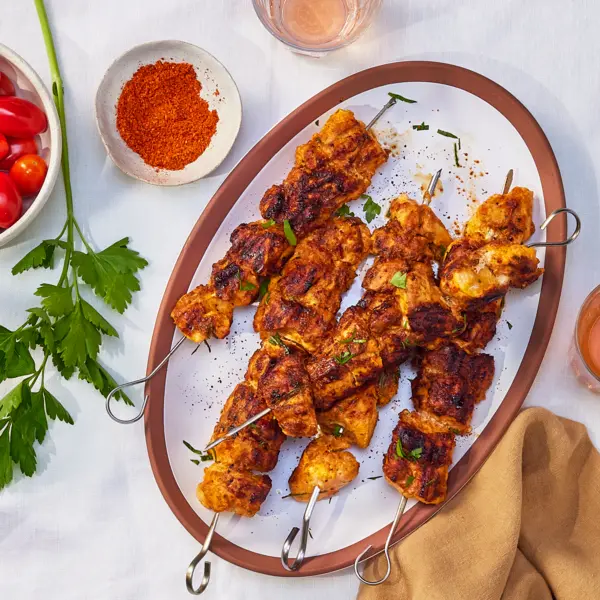 Brochettes de poulet & sauce basque maison