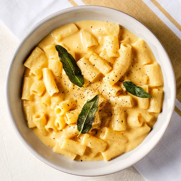 Rigatonis à la sauce crémeuse et potimarron