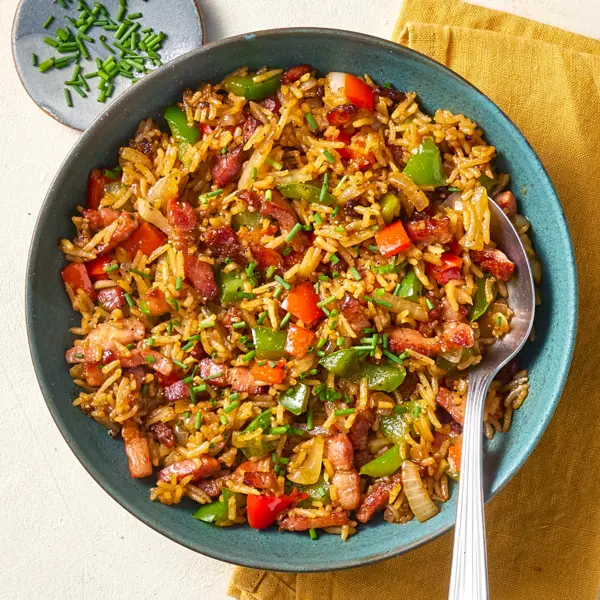 Riz sauté aux lardons & poivrons