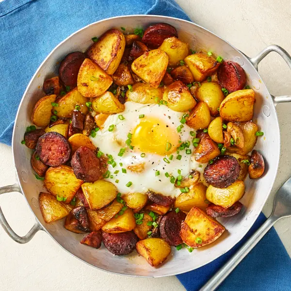 Huevos rotos au chorizo