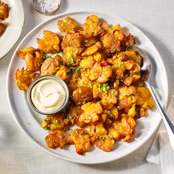 Pommes de terre écrasées, au sel et au vinaigre