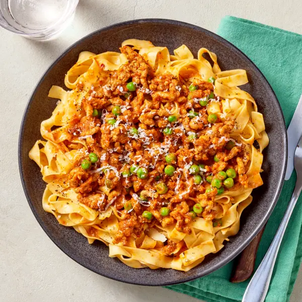 Tagliatelle bolo de veau & pesto rosso