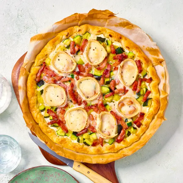 Tarte courgettes, chèvre et lardons