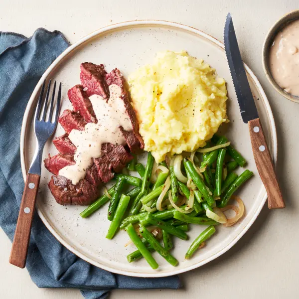 Steak au poivre et purée de pommes de terre