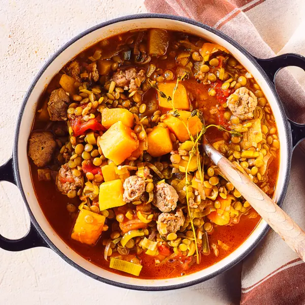 Ragoût de lentilles aux saucisses et potiron