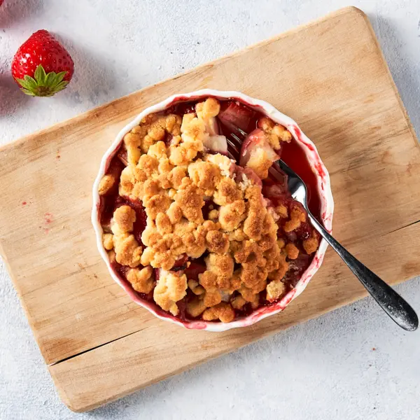 Crumble fraise-pêche