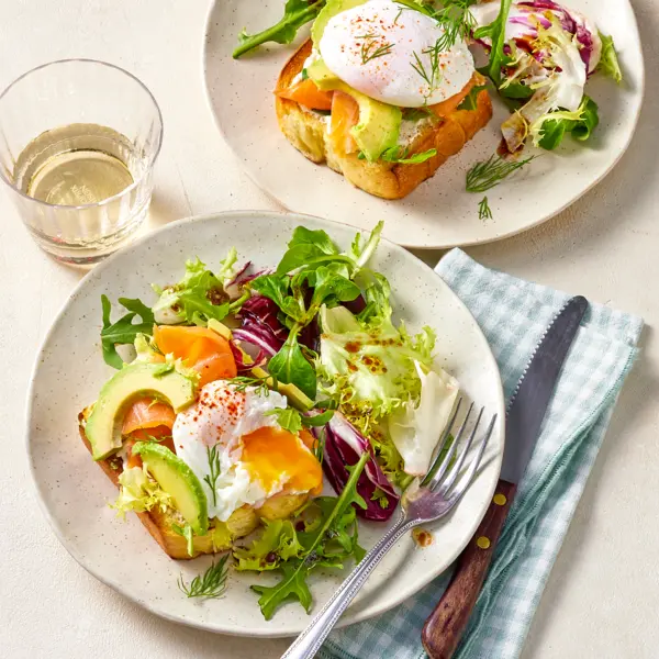 Toast brioché œuf, saumon & avocat