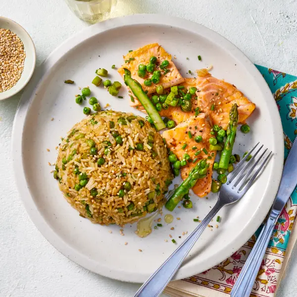Riz sauté saumon & légumes verts