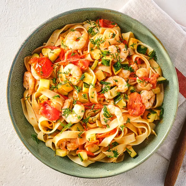 Pâtes à la sauce tomate & crevettes