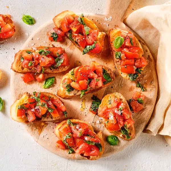 Bruschetta aux tomates et au basilic