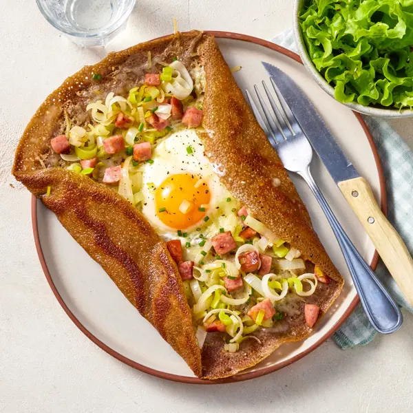 Galette gourmande saucisse fumée & comté