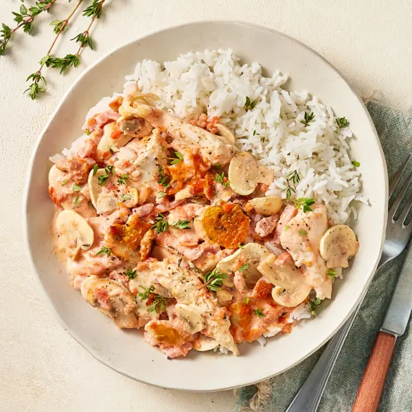 Poulet aux lardons et vin blanc