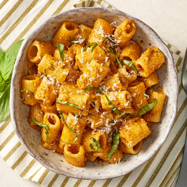 Pâtes au pesto rosso maison