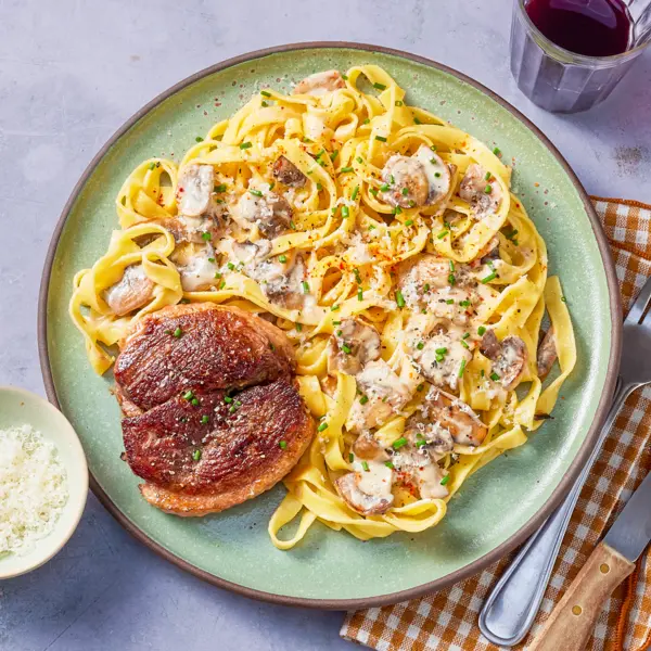 Tournedos de canard, champignons & tagliatelles